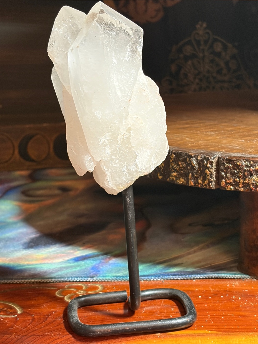 Quartz crystal on stand